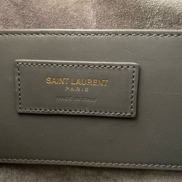 Saint Laurent Grey Leather Classic Baby Duffle - Picture 4 of 4